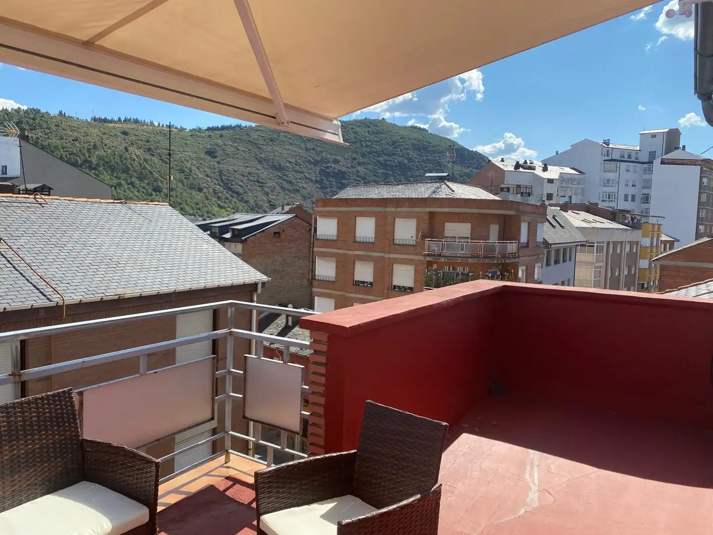 Flat for sale in Calle Luciana Fernández, 14, Centro