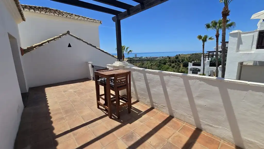 Dúplex amb piscina en venda a Río Real - Los Monteros, imagen 2