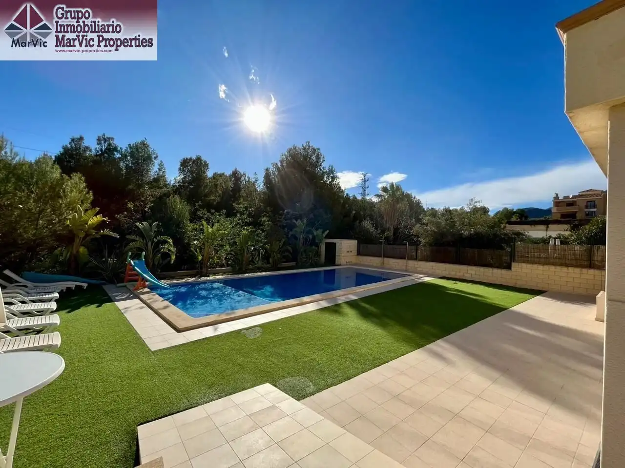 Piscina de Casa o chalet en venta en La Nucia con Aire acondicionado, Jardín privado y Terraza
