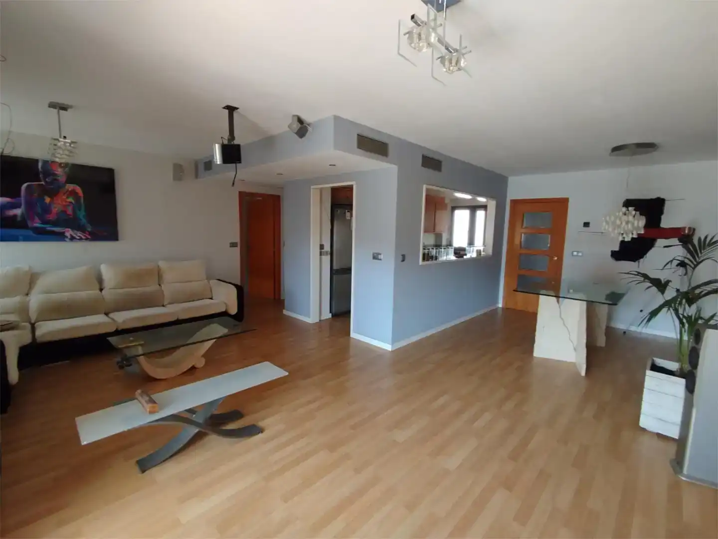 Sala d'estar de Pis per a compartir en Campoamor - Altozano