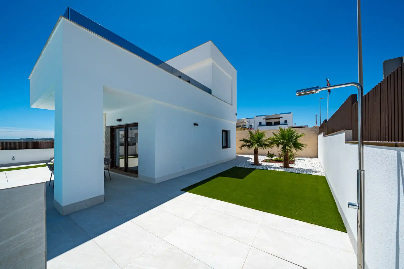 Vista exterior de Casa o xalet en venda en Orihuela amb Calefacció, Jardí privat i Terrassa