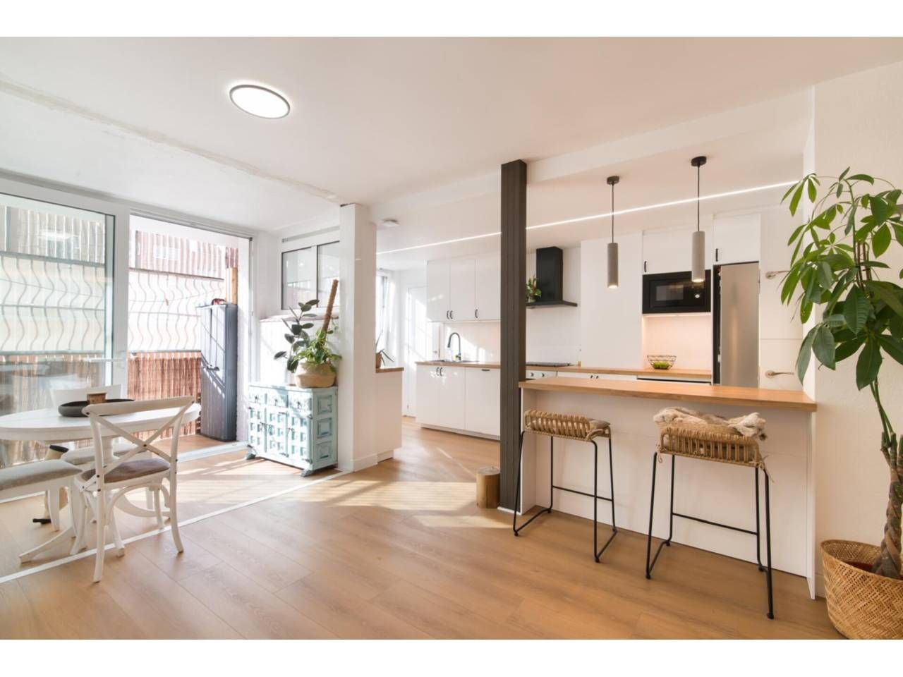 Kitchen of Flat for sale in  Madrid Capital  with Air Conditioner, Heating and Furnished