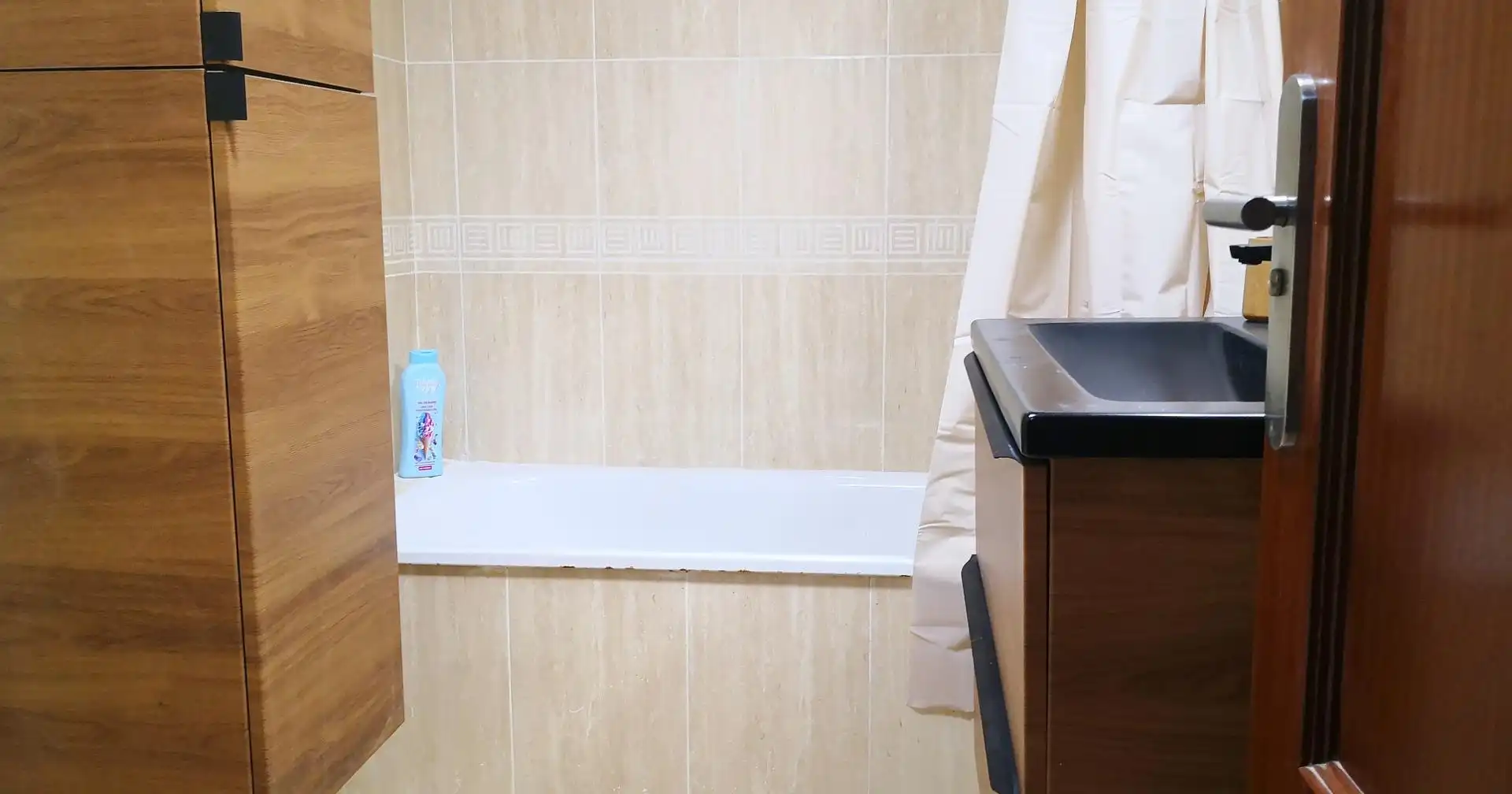 Bathroom of Flat for sale in Roquetas de Mar  with Air Conditioner, Furnished and Community pool