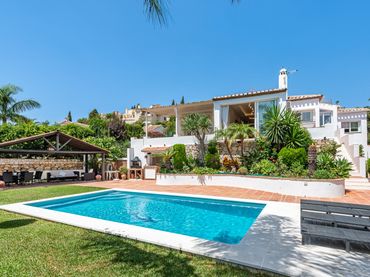 Xalet amb piscina en venda a 2 Avenida de España #Mijas Golf