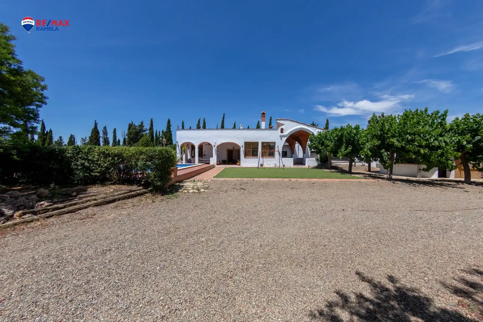 Jardín de Finca rústica en venta en Montbrió del Camp