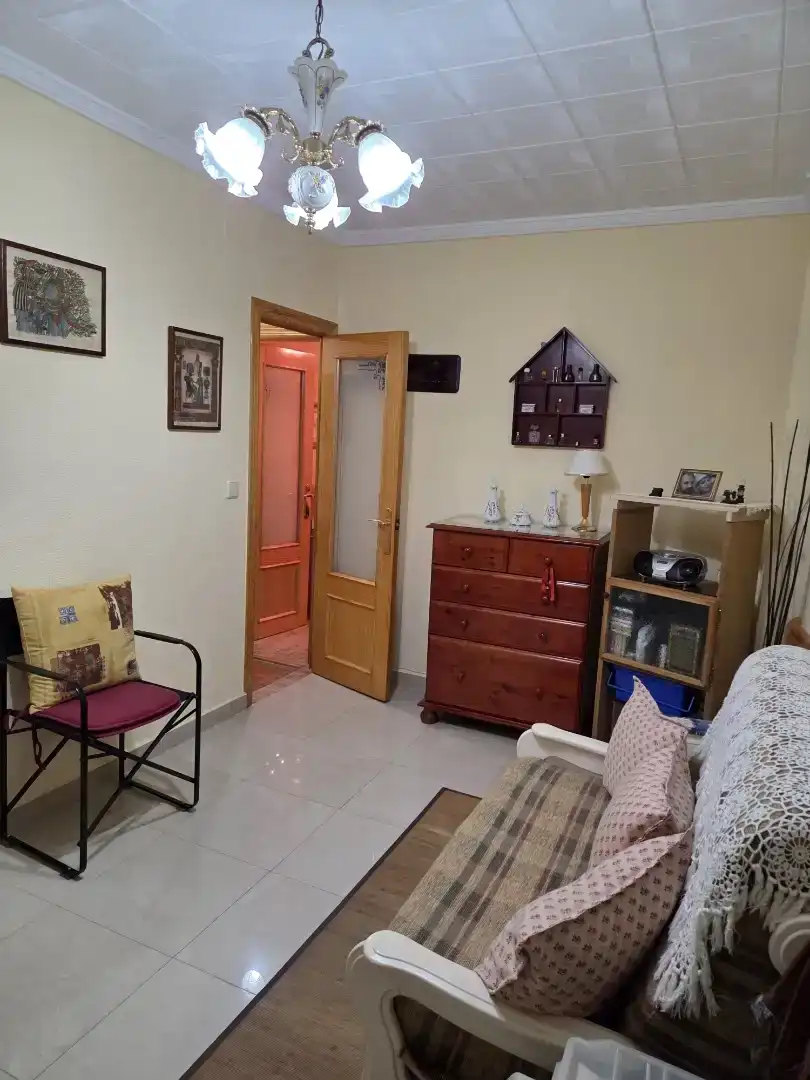 Detached homes for sale in Polinyà de Xúquer