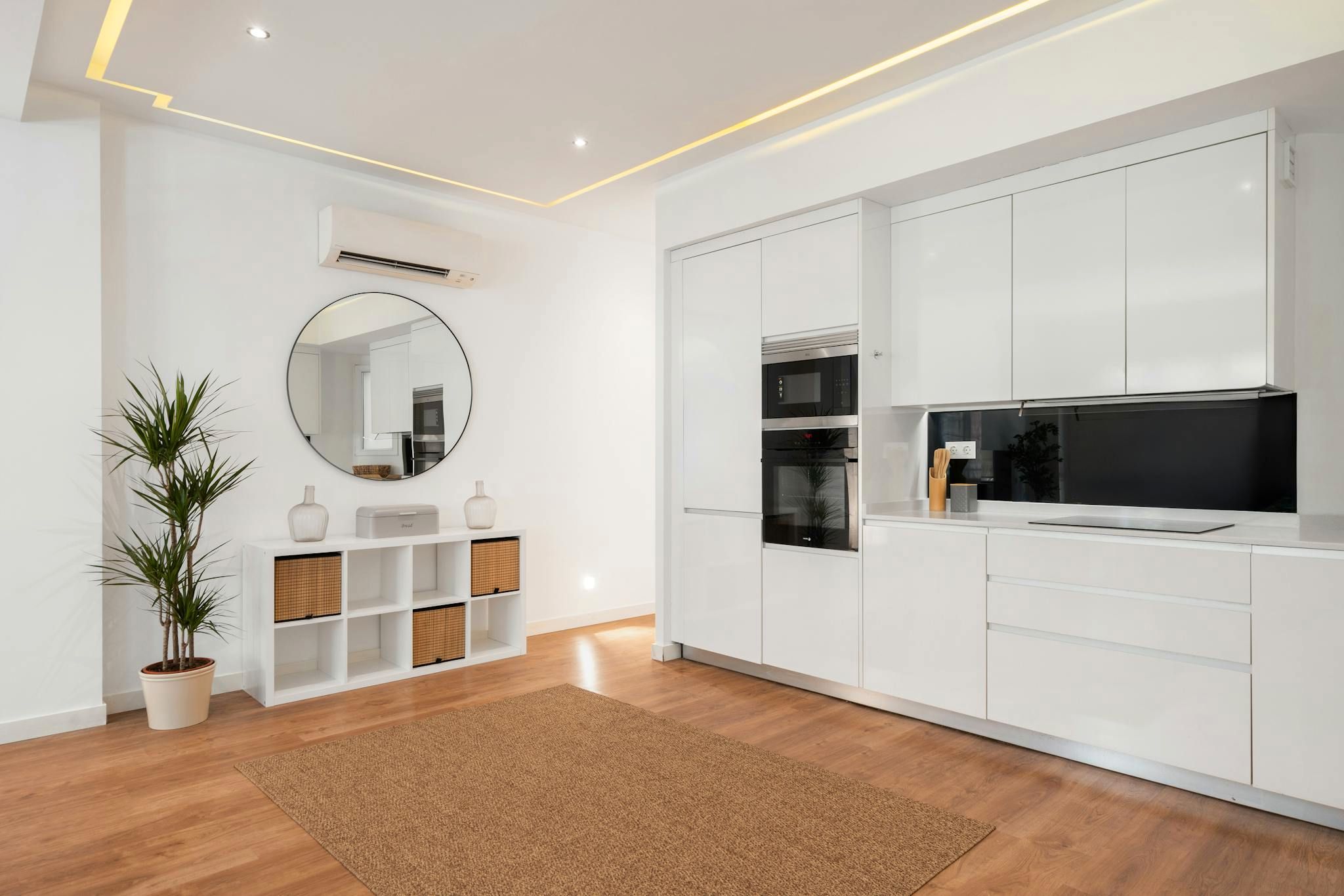 Kitchen of Flat for rent in  Madrid Capital  with Air Conditioner, Heating and Furnished