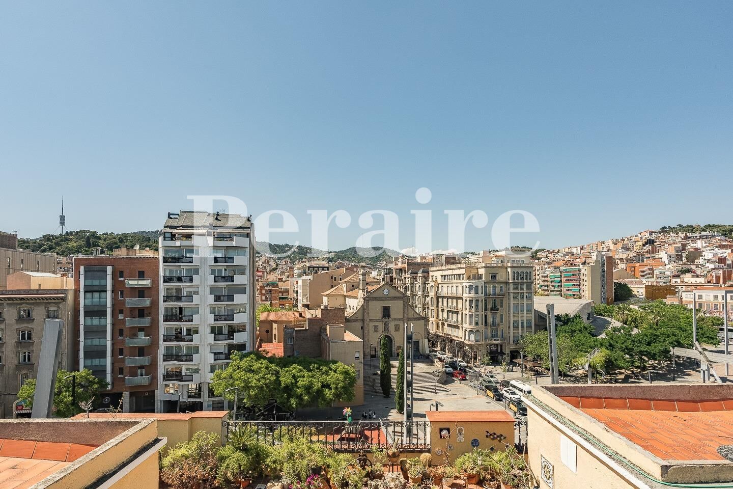 Vista exterior de Planta baixa en venda en  Barcelona Capital amb Aire condicionat, Terrassa i Balcó