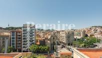 Vista exterior de Planta baixa en venda en  Barcelona Capital amb Aire condicionat, Terrassa i Balcó