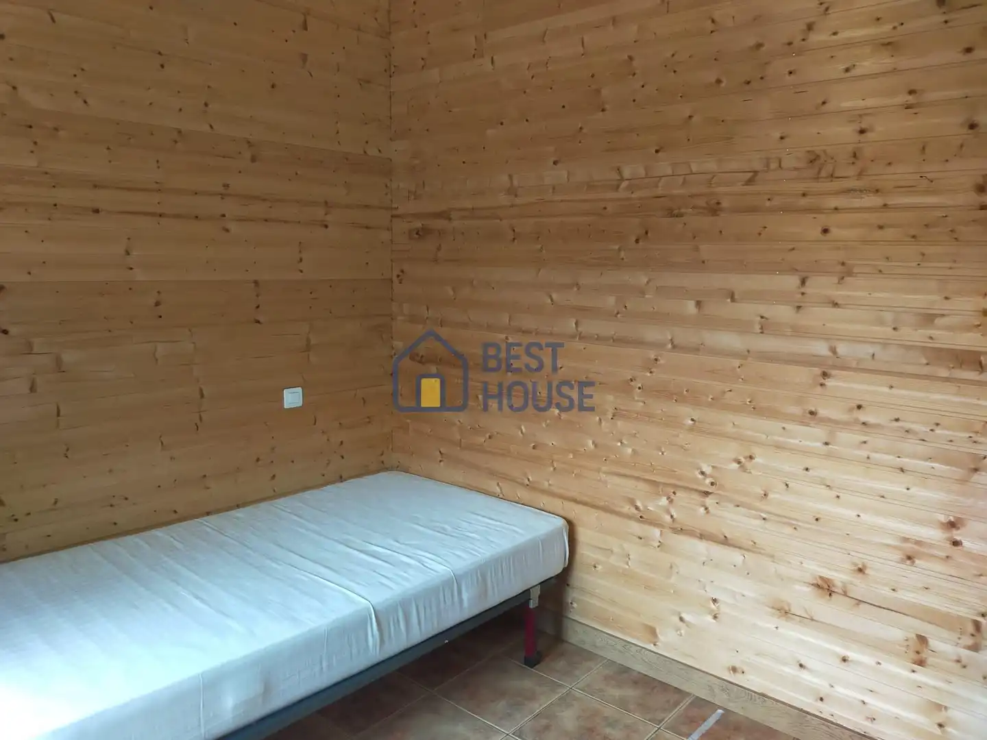 Dormitori de Apartament de lloguer en León Capital  amb Calefacció i Moblat