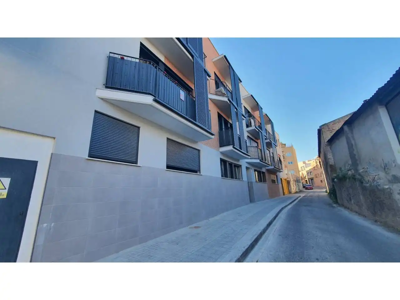 Vista exterior de Pis en venda en Vilanova i la Geltrú amb Aire condicionat, Calefacció i Moblat