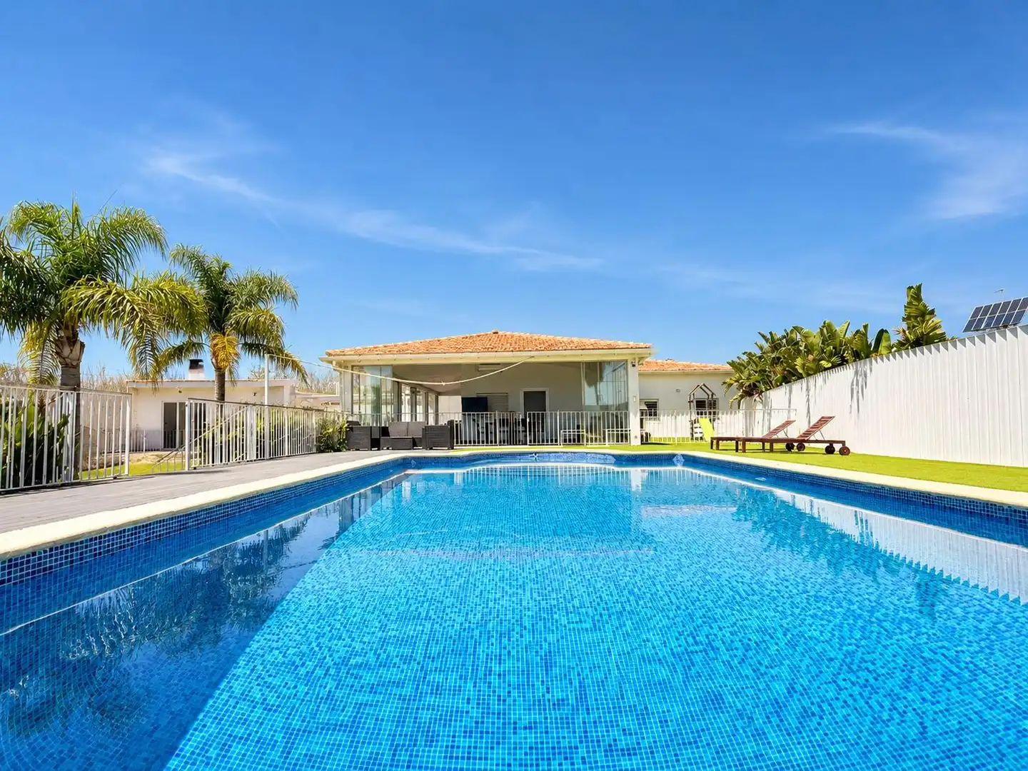 Piscina de Casa o xalet en venda en Carlet amb Aire condicionat, Calefacció i Jardí privat