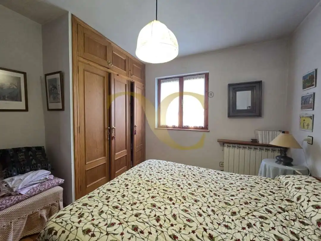 Habitación de Casa o chalet en venta en Llanes con Calefacción, Jardín privado y Terraza
