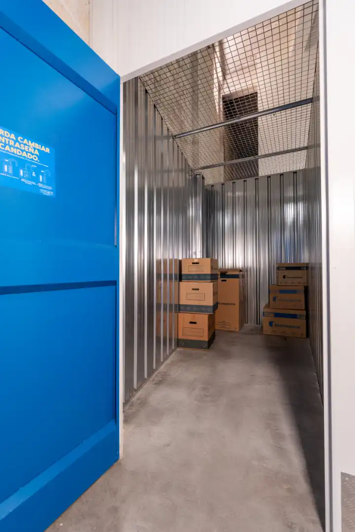 Storage room for rent in Barcelona  with Alarm