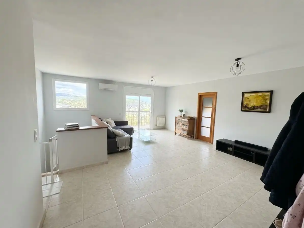 Casa con jardín en venta en sot de can puig 12, imagen 7