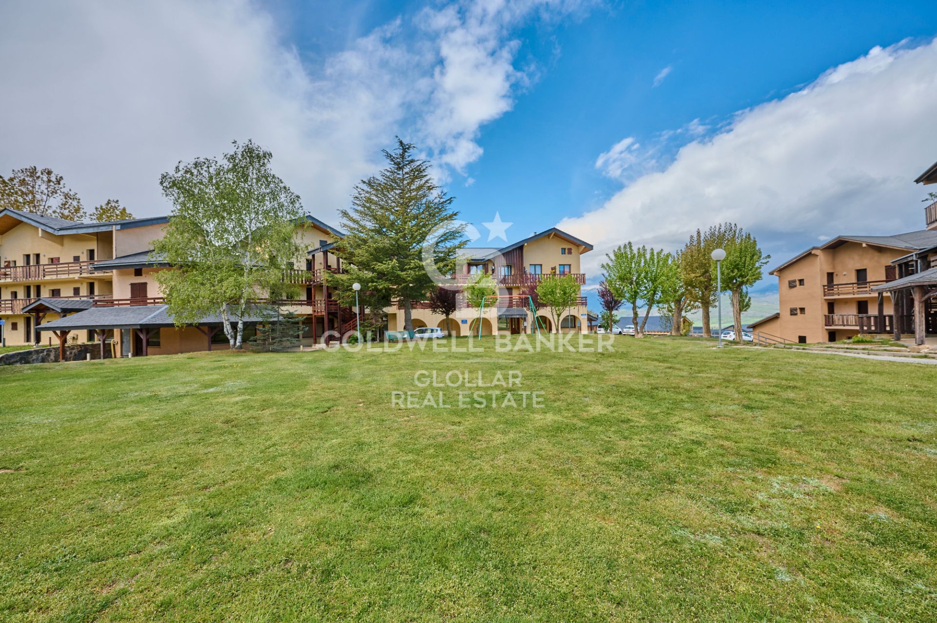 Apartment for sale in Sainte - Léocadie  with Parquet flooring, Terrace and Storage room