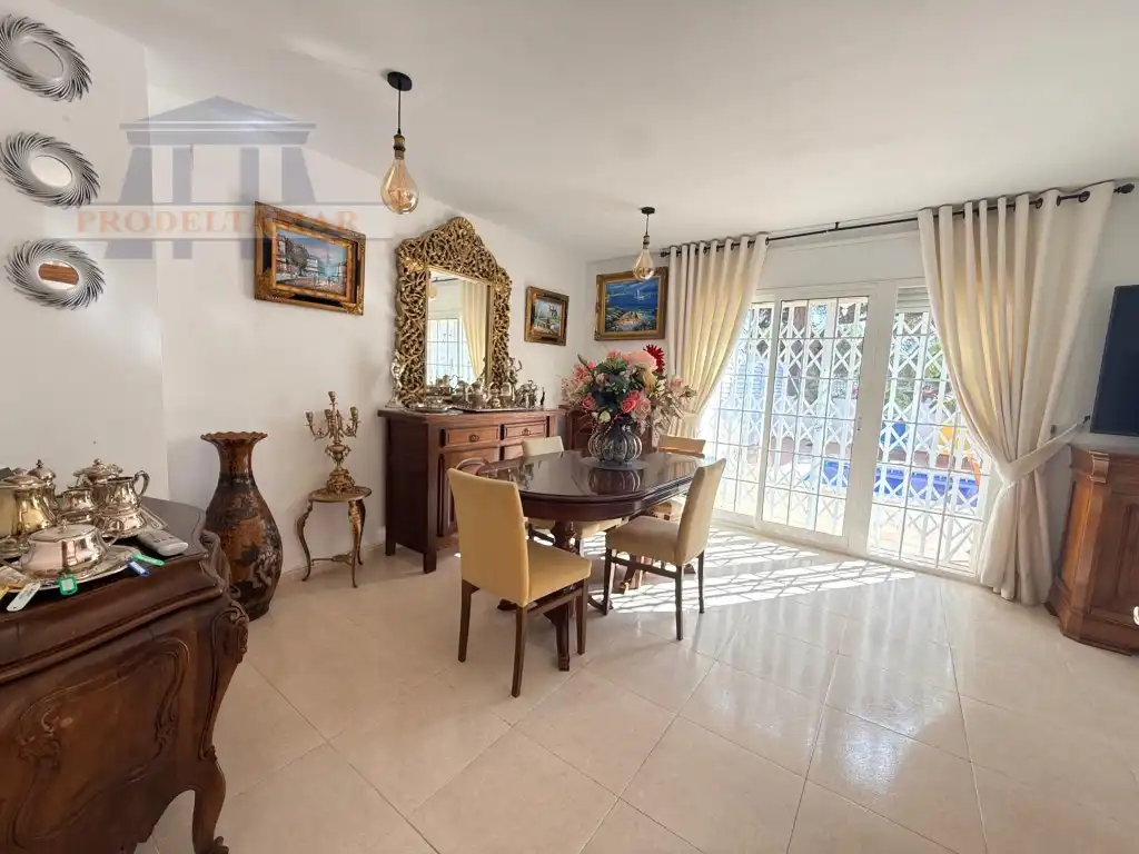 Casa aparellada en venda a Avenida Paris De, imagen 21