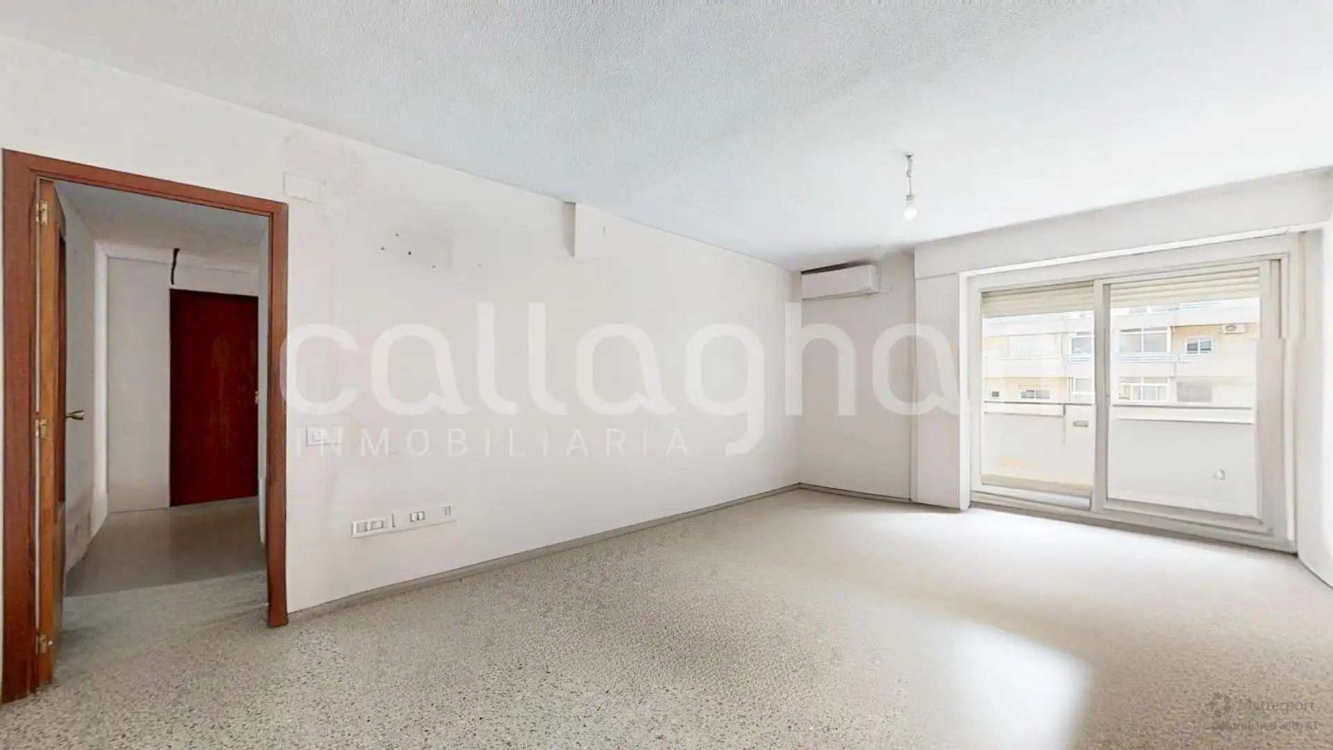 Piso en venta en Valencia con Terraza y Balcón