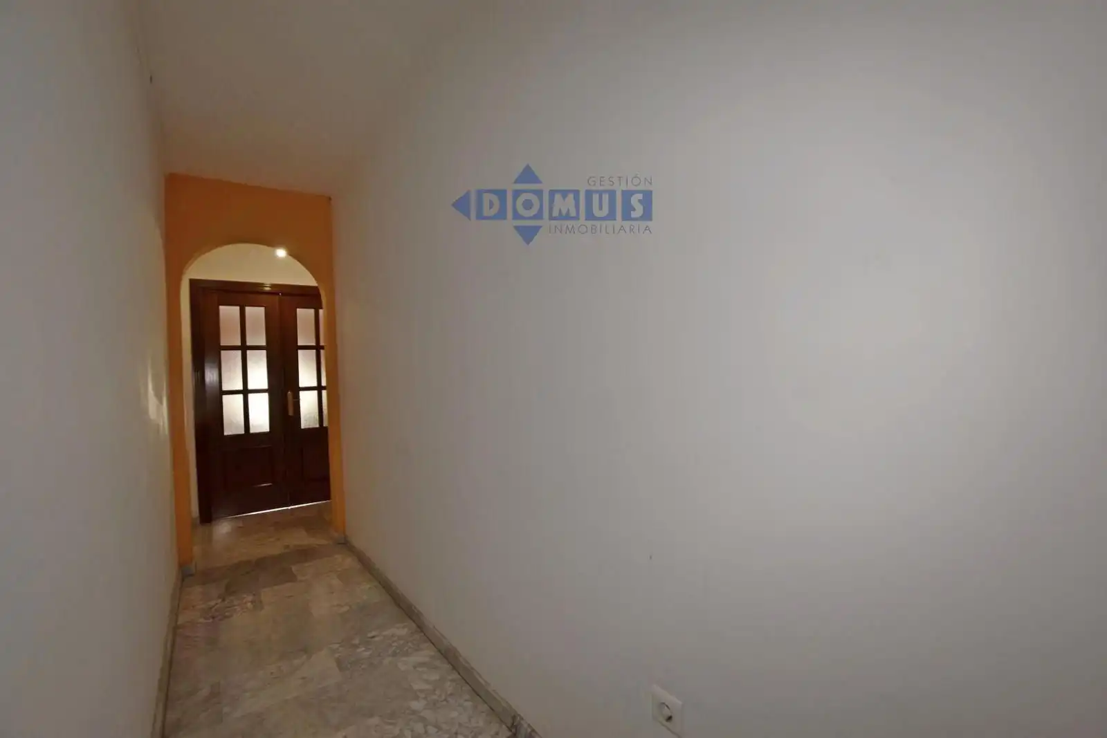 Flat for sale in Ronda  with Air Conditioner, Terrace and Furnished