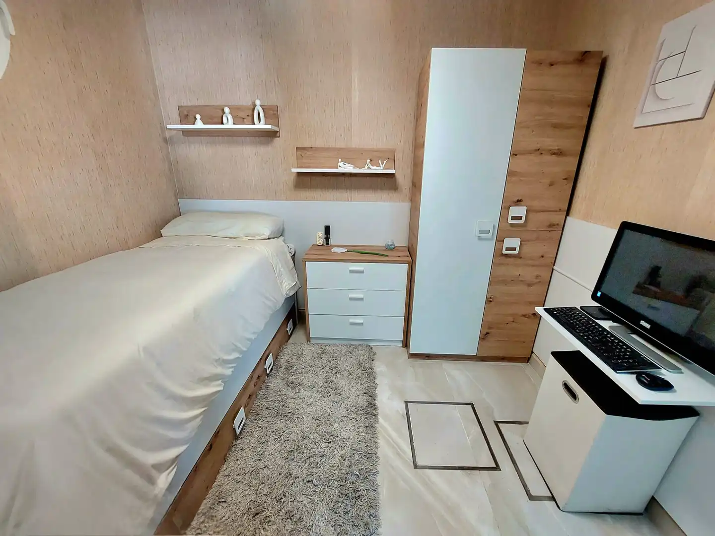 Dormitori de Casa o xalet en venda en Córdoba amb Aire condicionat, Calefacció i Jardí privat