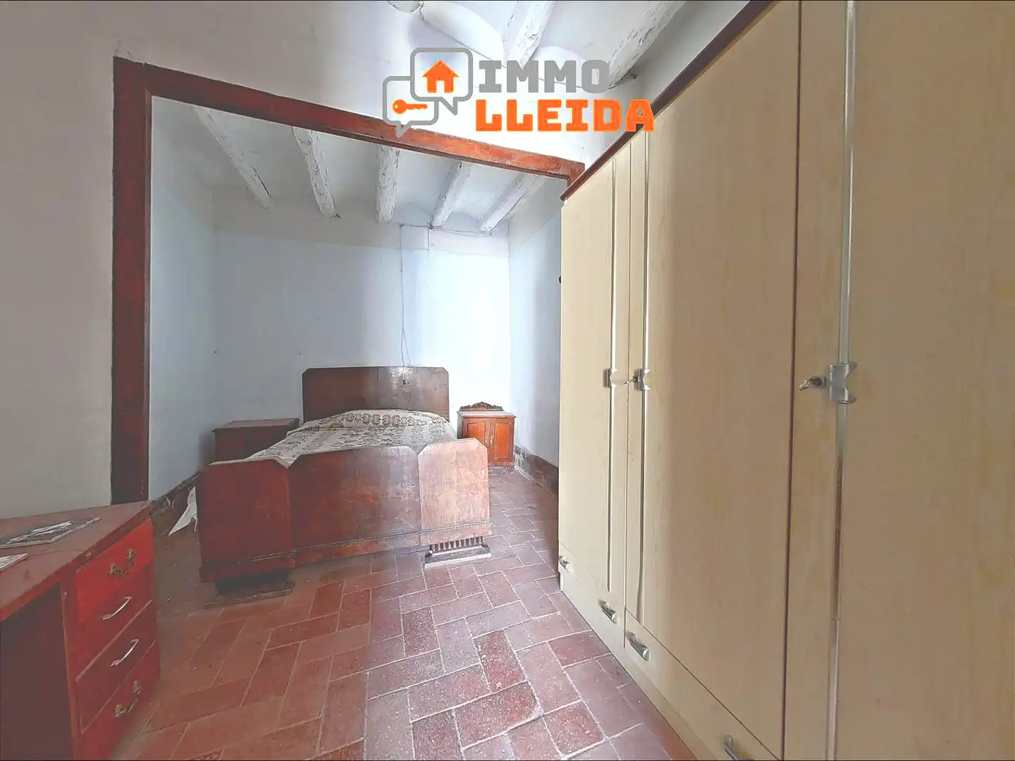 Dormitori de Casa adosada en venda en Vallbona de Les Monges amb Terrassa, Traster i Moblat