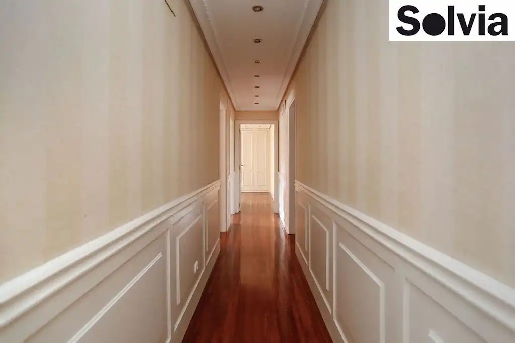Piso con ascensor en venta en Espinosa Orive Doktorearen Kalea 9, imagen 10