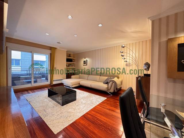 Apartamento en Alquiler en  OLIVEIRA-SAN SALVADOR en San Salvador - Caeira