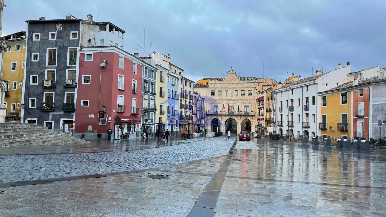 Vista exterior de Piso de alquiler en Cuenca con Calefacción, Terraza y Amueblado