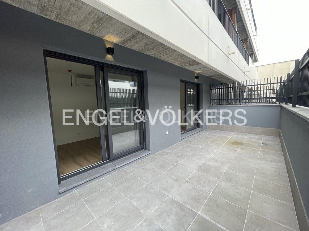 Exterior view of Flat for rent in San Sebastián de los Reyes  with Air Conditioner, Heating and Parquet flooring