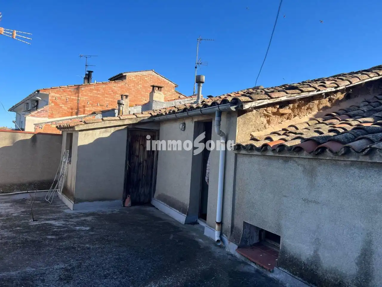 Exterior view of Buildings for sale in Vic