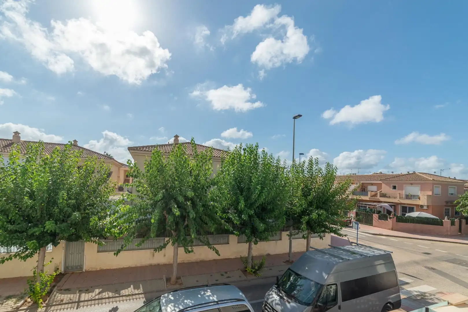 Vista exterior de Casa adosada en venda en San Javier amb Aire condicionat, Jardí privat i Terrassa