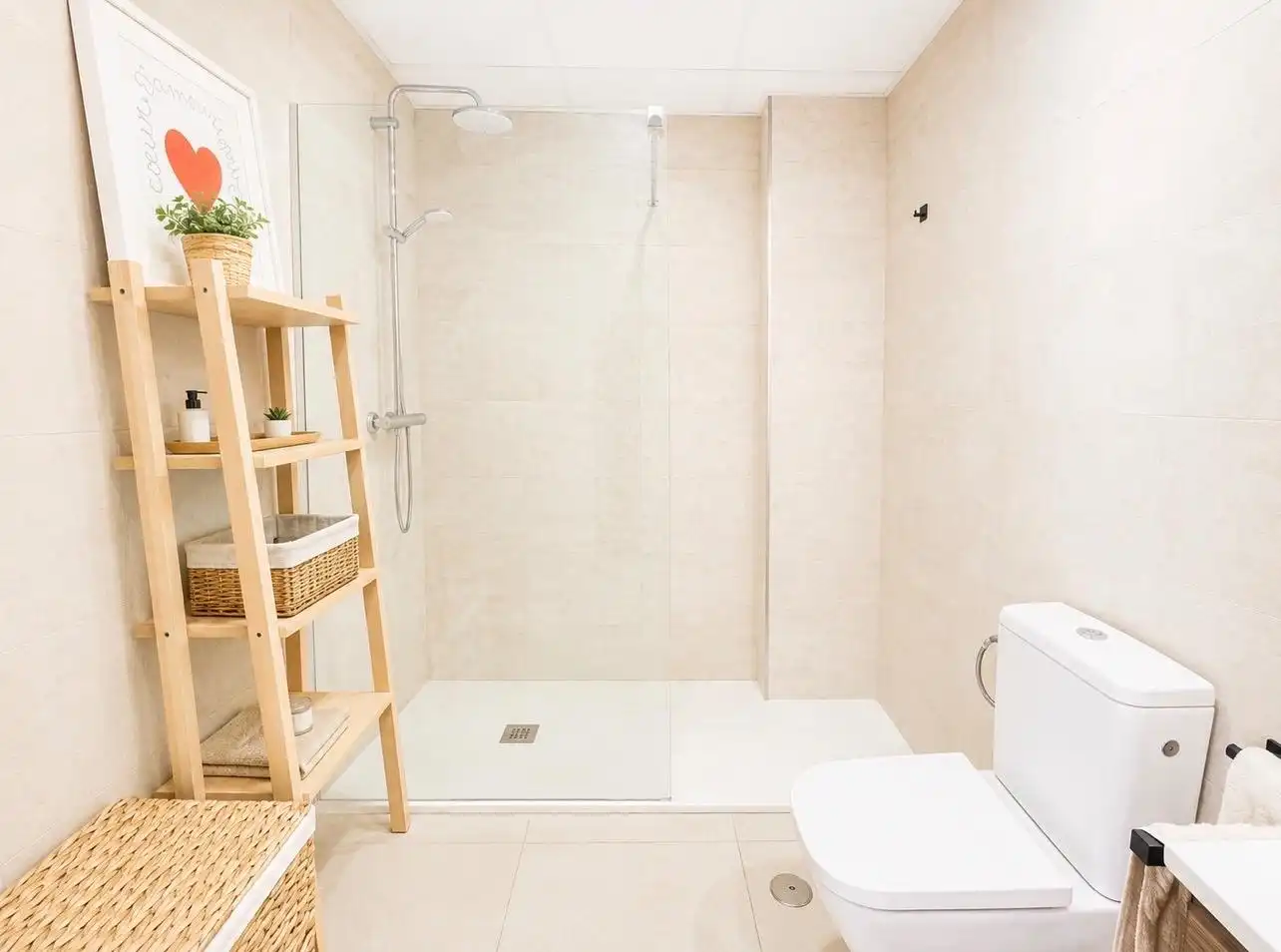 Bajo con piscina en venta en La Colina, imagen 17