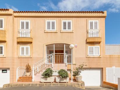 Casa adosada en venda a Calle Pepe García Fajardo, 14, Altavista - Don Zoilo