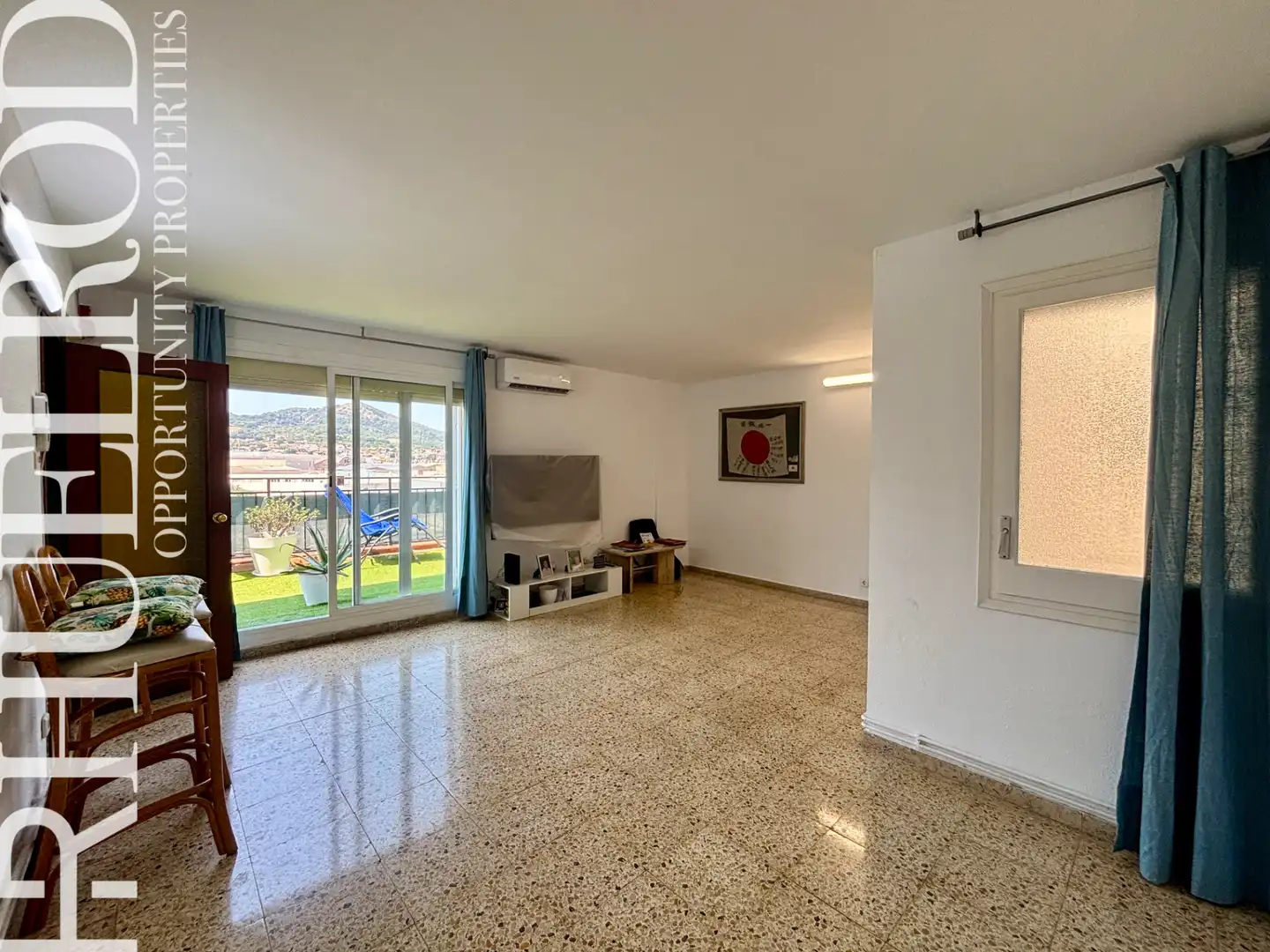 Sala d'estar de Àtic en venda en Pineda de Mar amb Aire condicionat, Calefacció i Terrassa