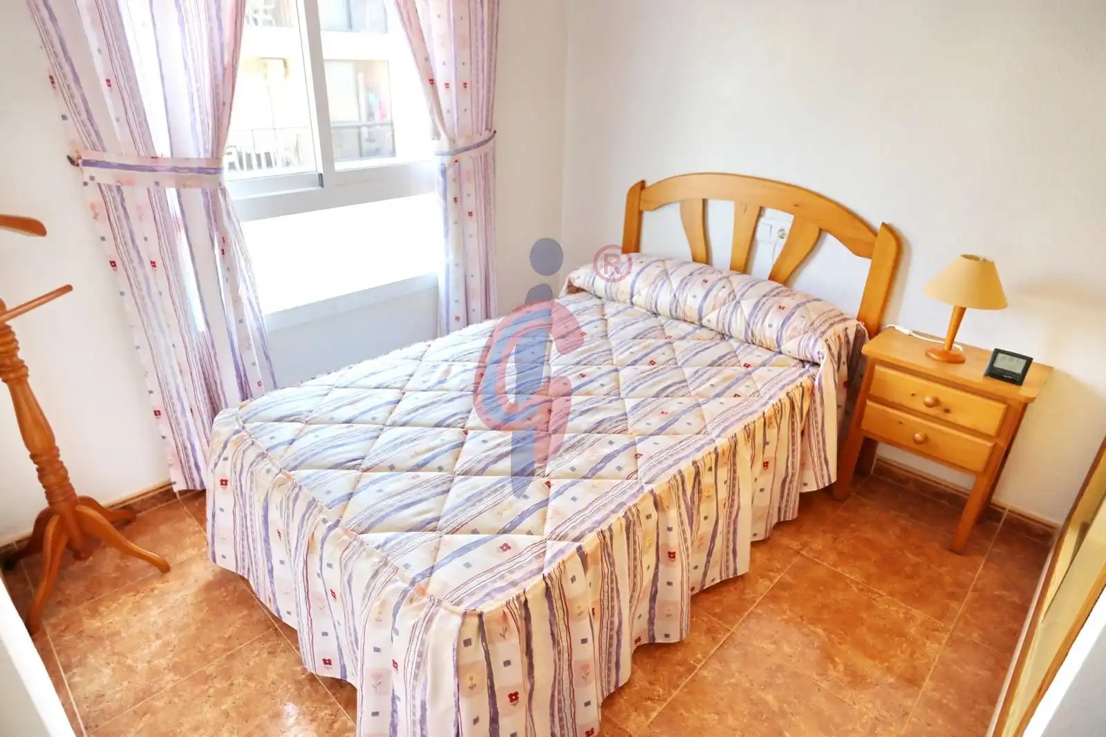 Habitación de Apartamento en venta en Guardamar del Segura con Terraza y Amueblado