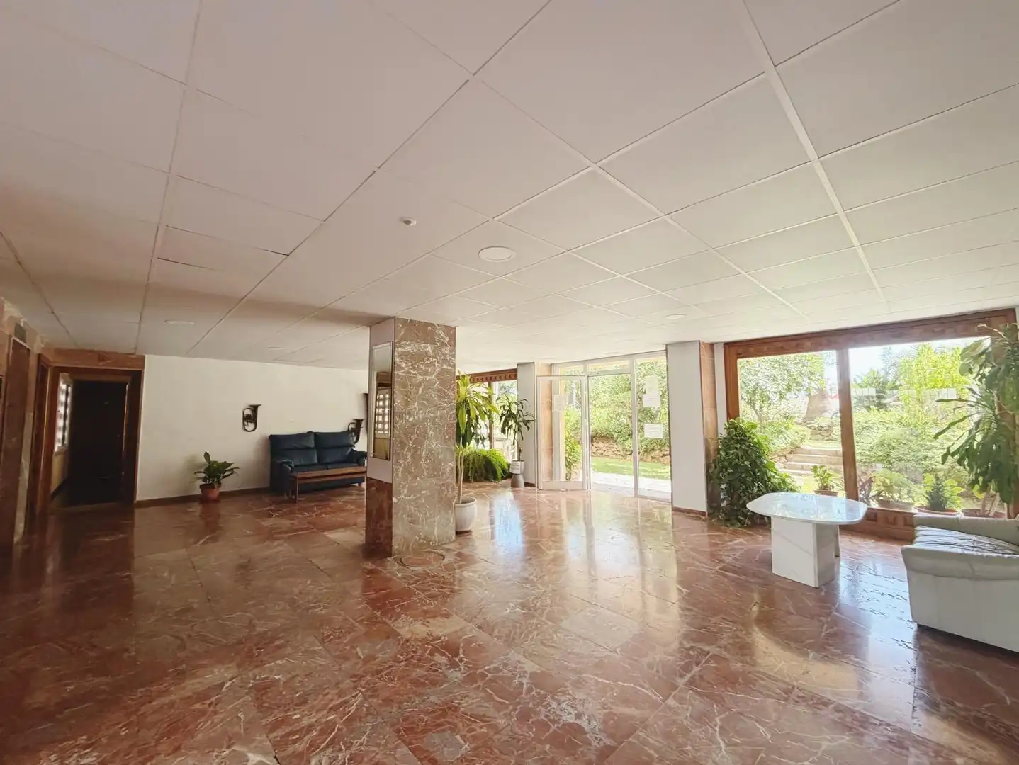 Apartamento con terraza en venta en Avenida Marysol, imagen 53