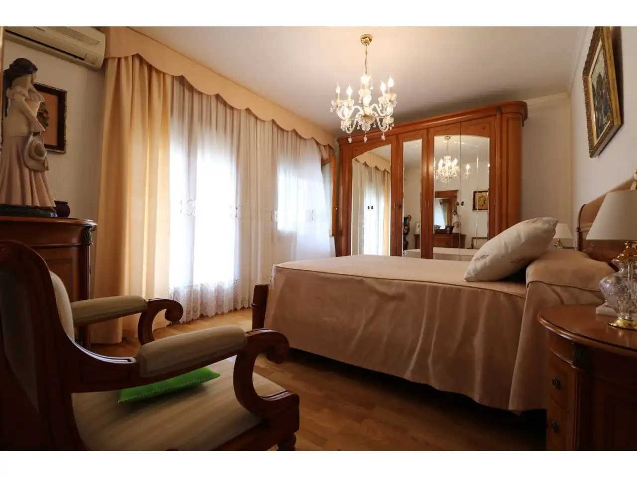 Bedroom of Houses for sale in Cerdanyola del Vallès  with Private garden