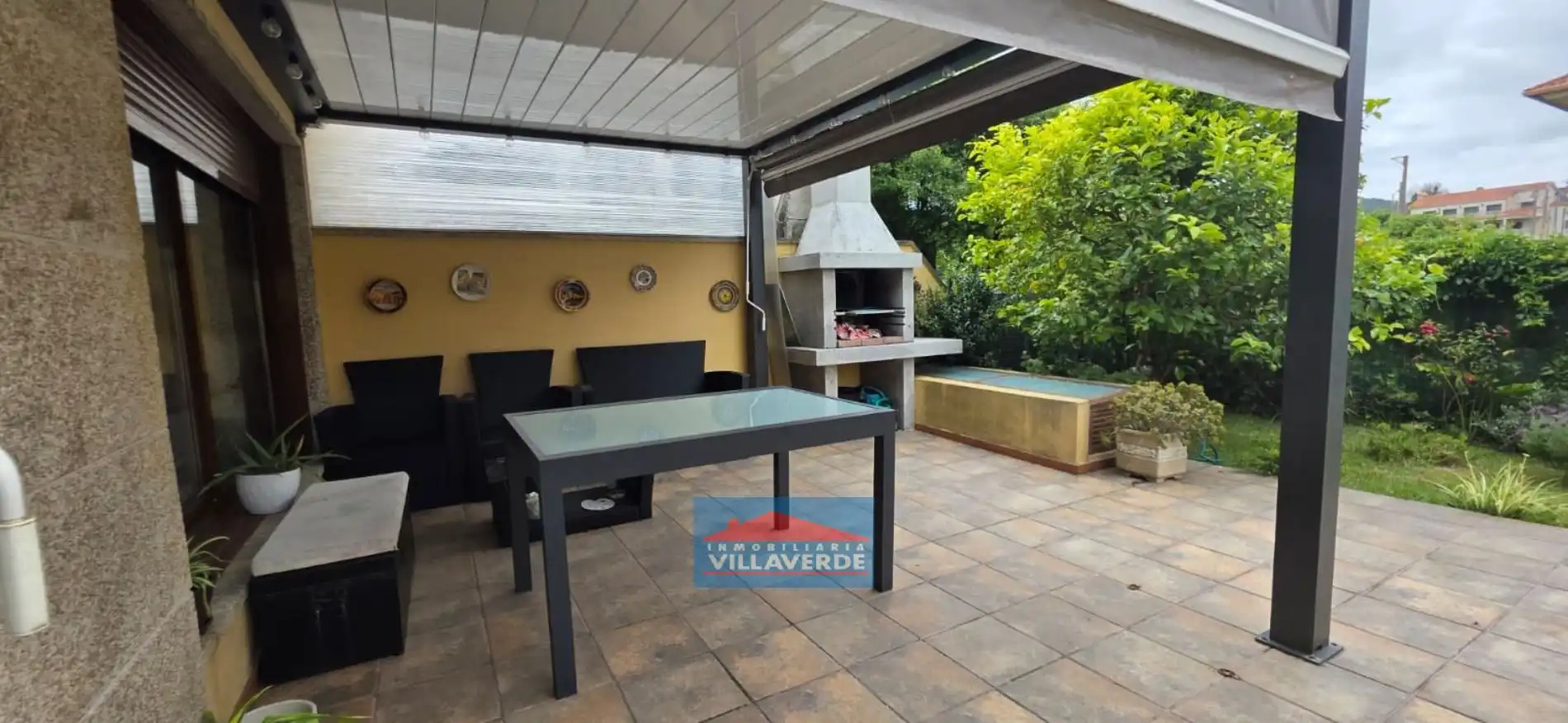 Terraza de Casa adosada en venta en Cangas  con Calefacción, Terraza y Trastero