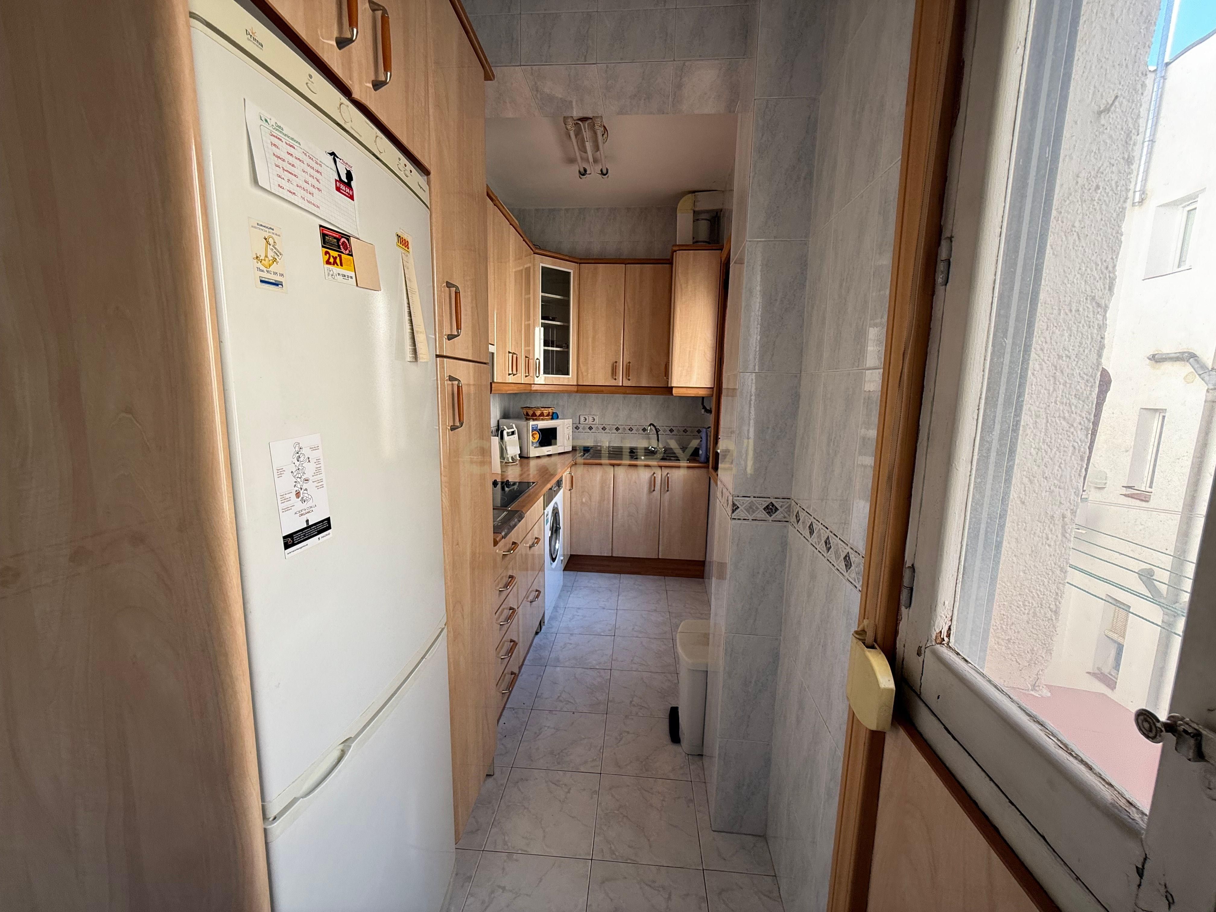 Apartment for sale in Calle Jesús y María, Madrid, Spain, Embajadores - Lavapiés