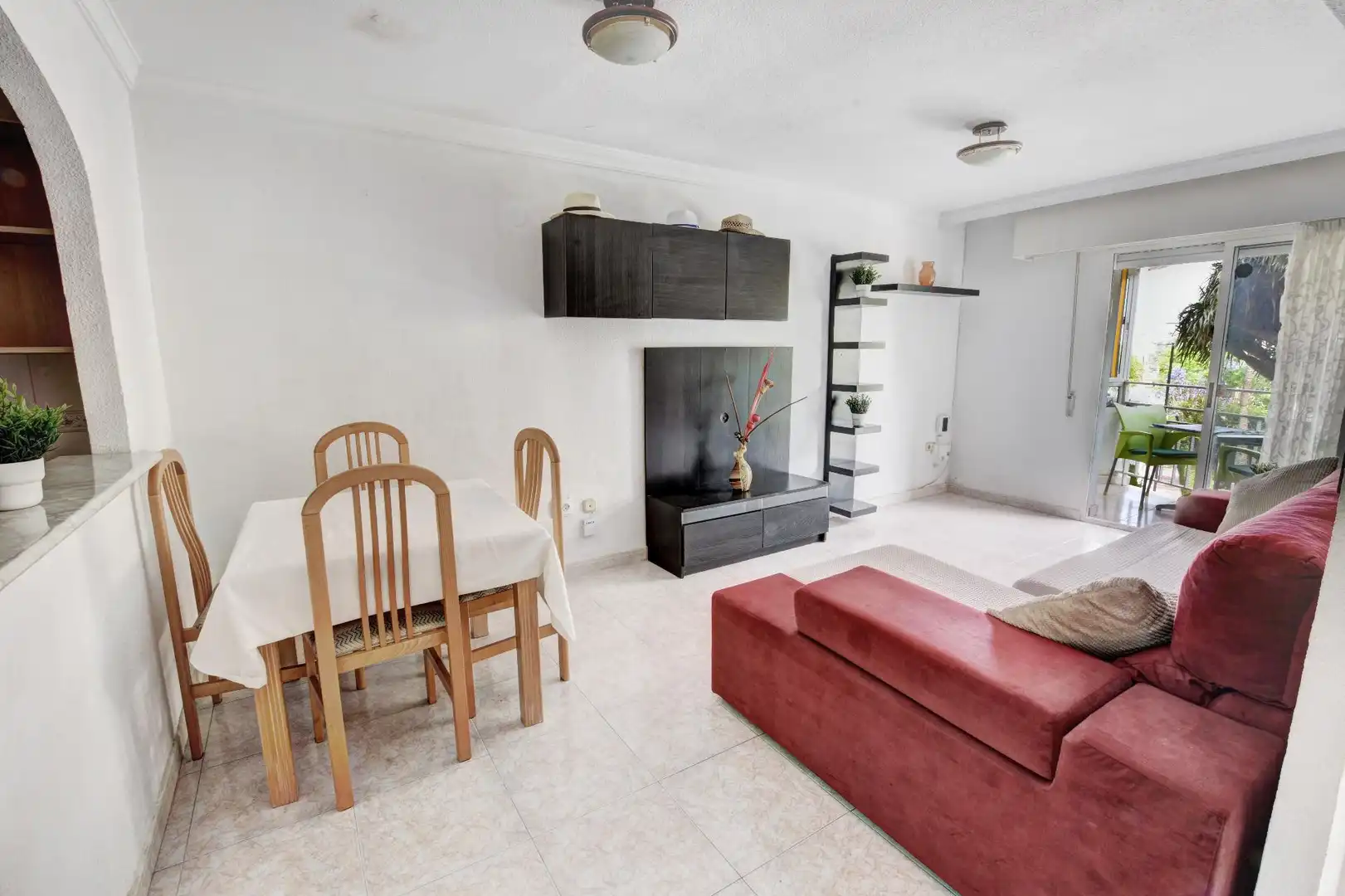 Apartamento con terraza en venta en Parque de la Paloma, imagen 3