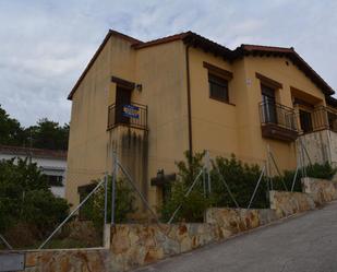 Exterior view of House or chalet for sale in Lanzahíta  with Heating, Terrace and Storage room