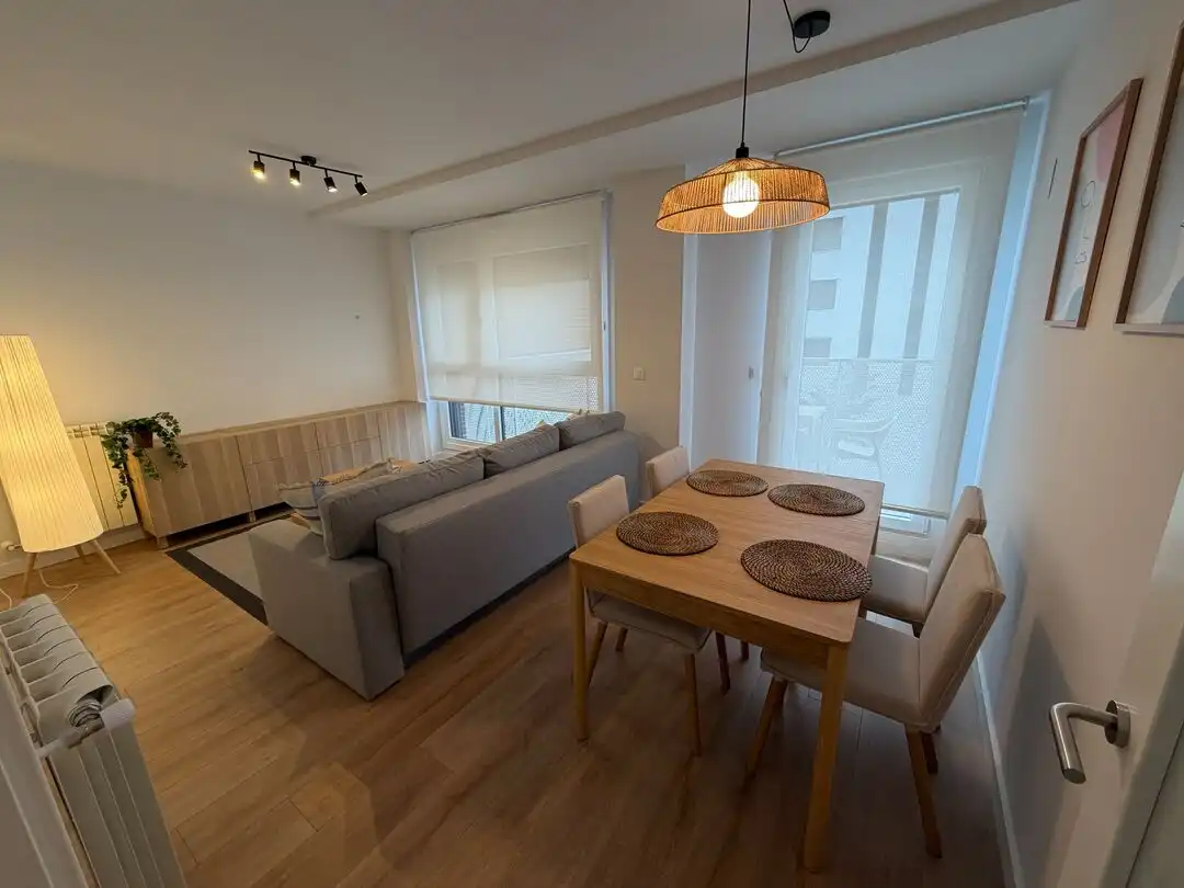 Sala de estar de Piso de alquiler en Vitoria - Gasteiz con Calefacción, Terraza y Trastero
