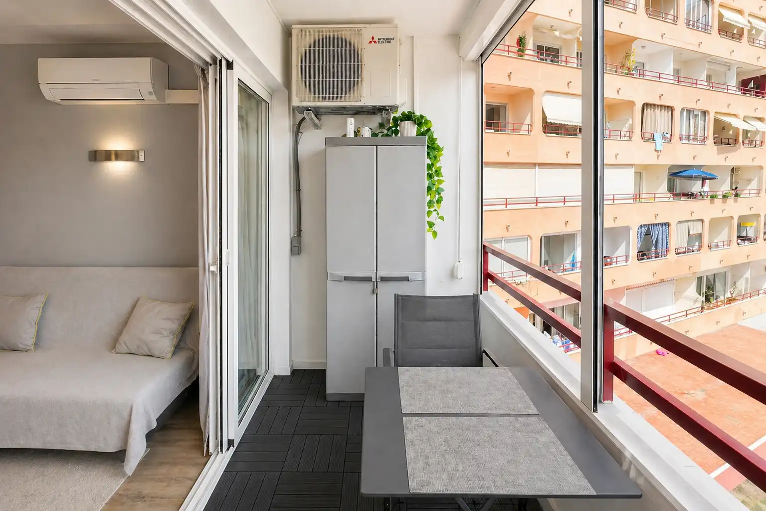 Terraza de Estudio en venta en Roses con Aire acondicionado, Parquet y Amueblado