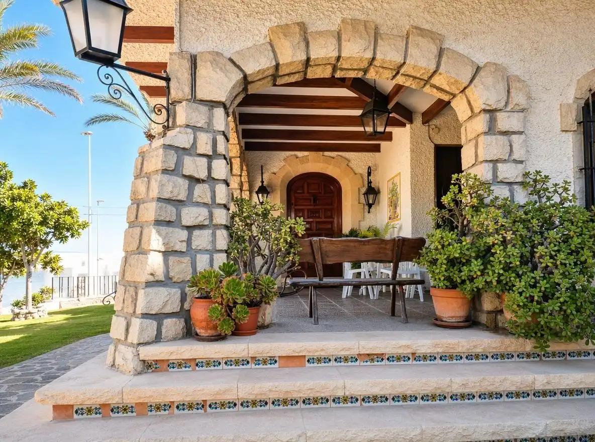 Chalet con terraza en venta en Avenida Avenida de la Albufereta, 34, imagen 13