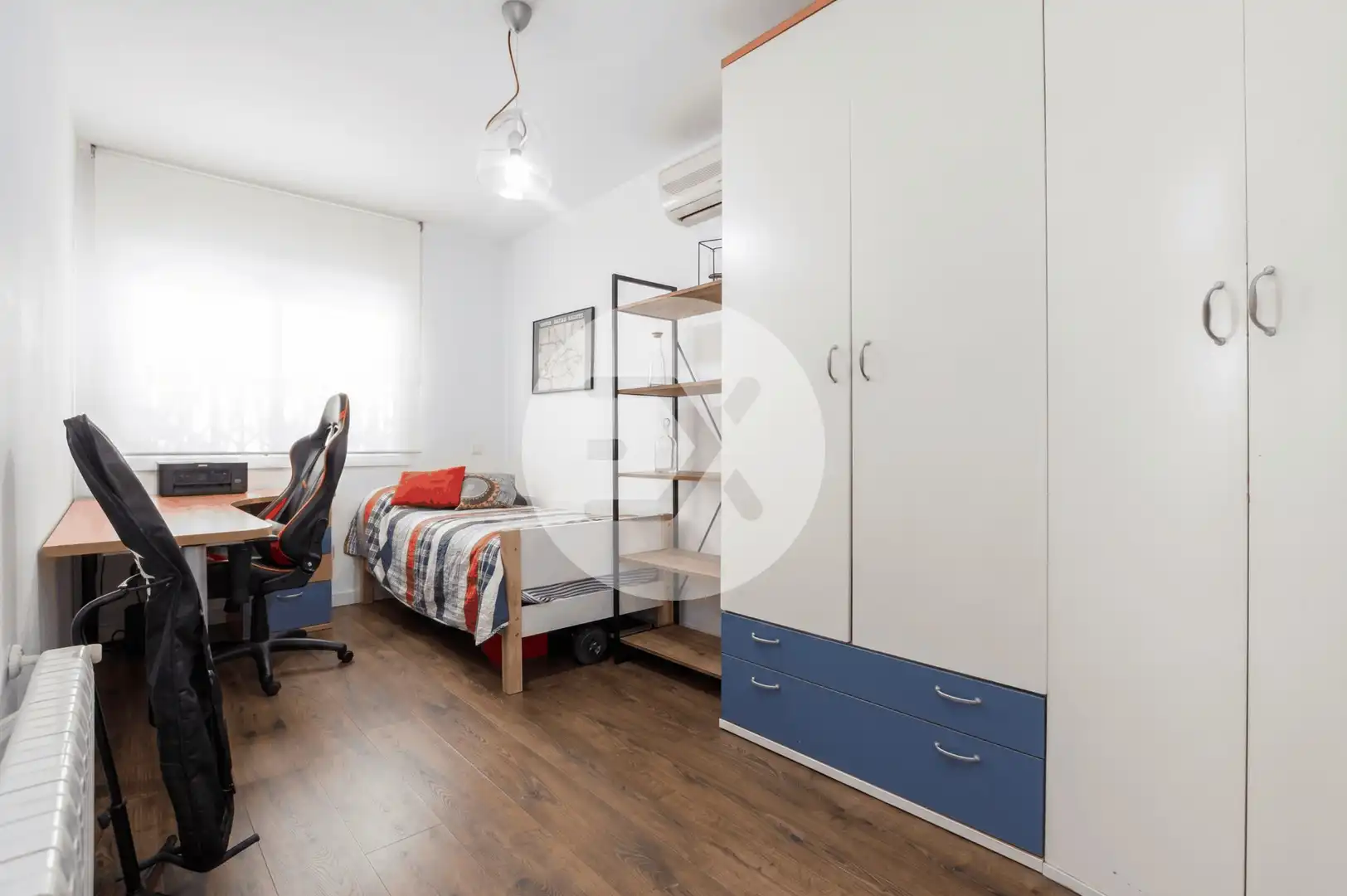 Habitación de Casa o chalet en venta en Sant Boi de Llobregat con Aire acondicionado, Calefacción y Jardín privado