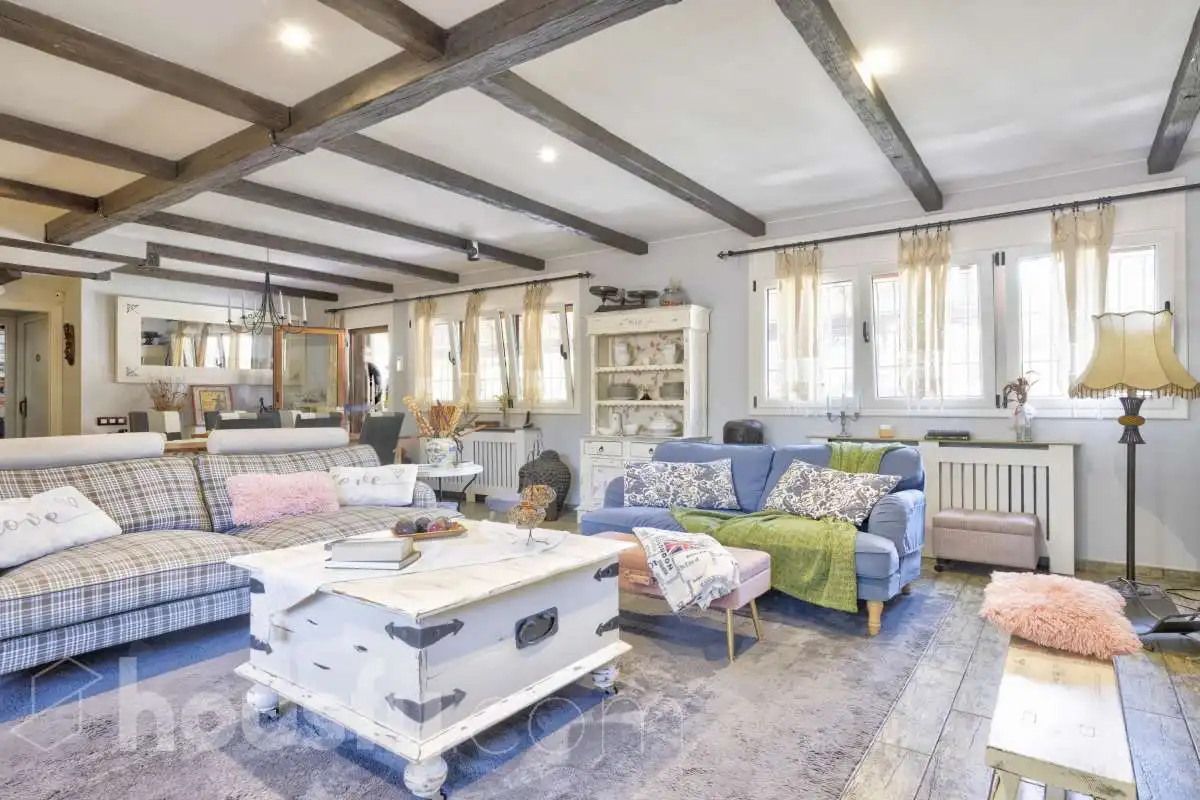 Casa con piscina en venta en Carrer dels Avellaners ., imagen 11