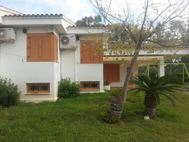 Vista exterior de Casa o xalet en venda en Castellón de la Plana / Castelló de la Plana amb Aire condicionat, Calefacció i Jardí privat