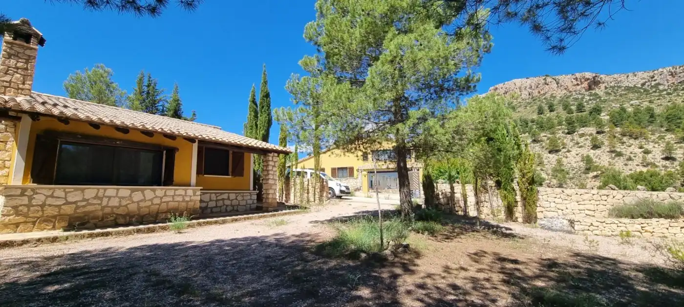 Exterior view of Houses for sale in Nerpio, Albacete