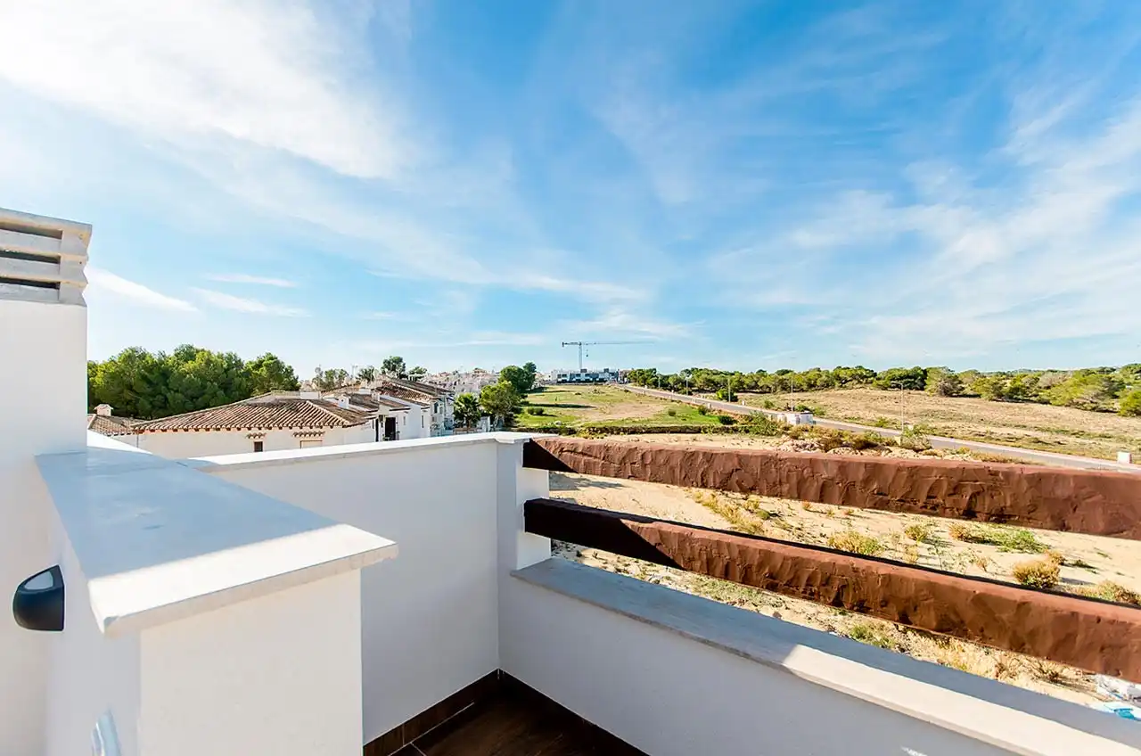 Bungalow con piscina en venta en Los Balcones - Los Altos, imagen 19