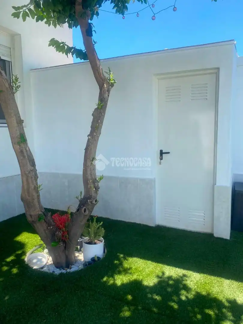 Casa adosada en venda a La Hacienda - Nueva Andalucía